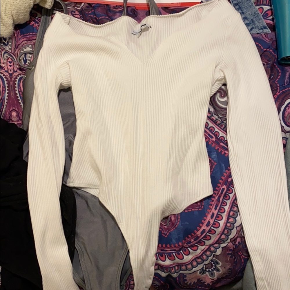 White long sleeve bodysuit